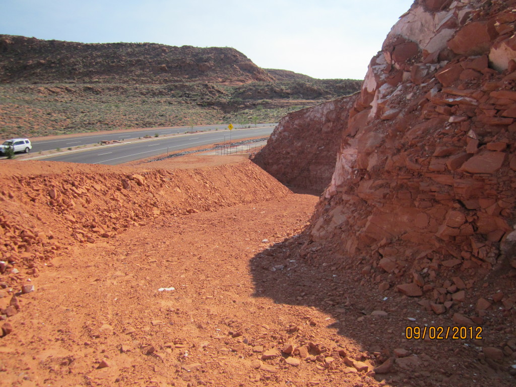Red Cliffs Desert Reserve » Dugway to underpass between City Cree and Rusty Cliff trails