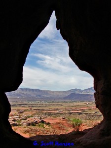 Interesting views to the south can be enjoyed from within the cave.